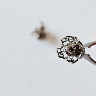 Silver Earrings Studs Flower Hand made Artisan Jewellery Jewelry Collectable J1