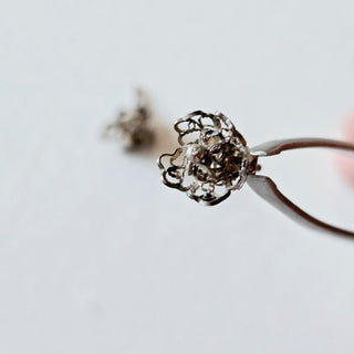 Silver Earrings Studs Flower Hand made Artisan Jewellery Jewelry Collectable J1