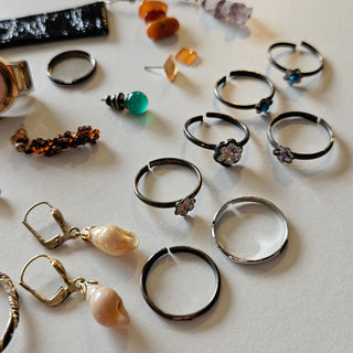 Bulk Lot: fancy Costume Jewellery Gems Findings Rings Earrings +More DIY Make R2
