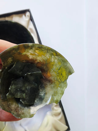Vintage Chinese Carved Jade Serpentine Bowl Translucent Fine Wall 35g 7cm