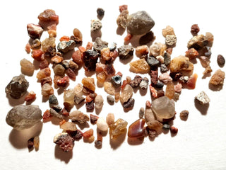 Agate, Carnelian,Smoky Quartz Gemstone Bundle 255gms Lovely Colours Natural G2