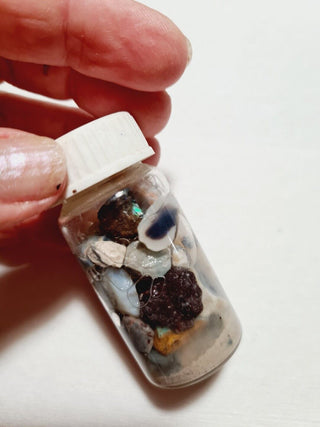 Bottle of Opal Pieces, Lovely colour flashes Entire Lot Coober Pedy Australia G4
