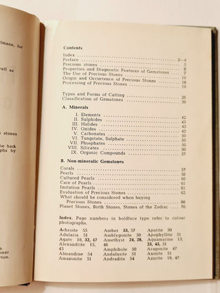 3x VINTAGE Books Precious stones & Pearls /Guide to Aust' Gemstone / Carving Bx9