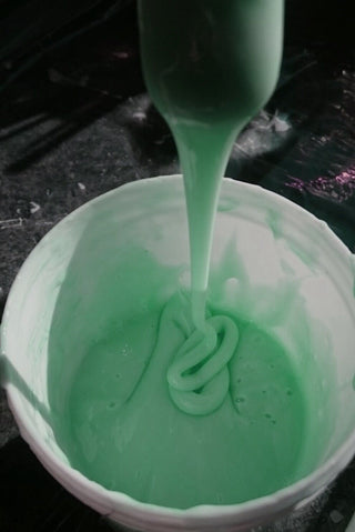 1kg LIQUID SILICONE rubber for mould making + Colour Easy DIY make your own 50% off Quick Set