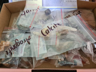 GEMSTONES 1kg Bulk specimens Mixed GEMS CRYSTALS Earth Treasures Minerals Gift