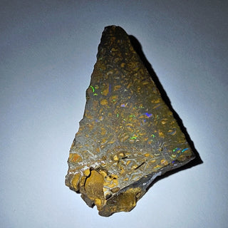 Opal Matrix Triangle 5gm 35x20x5mm Genuine Gems Gemstone Colour Flashes G3