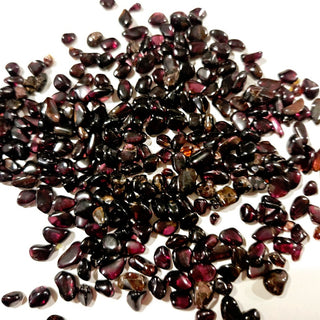 Tumbled Chips Garnet Natural Not treated Genuine Gems Gemstone 50gm bundle G7