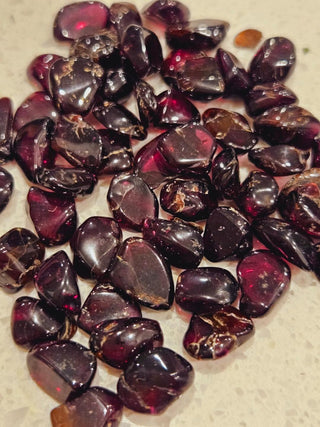 Tumbled Chips Garnet Natural Not treated Genuine Gems Gemstone 50gm bundle G7