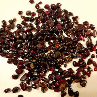 Tumbled Chips Garnet Natural Not treated Genuine Gems Gemstone 50gm bundle G7