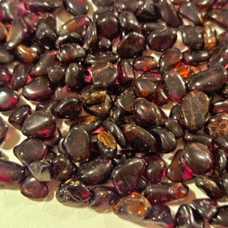Tumbled Chips Garnet Natural Not treated Genuine Gems Gemstone 50gm bundle G7
