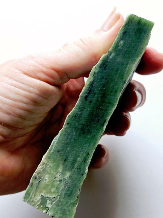 Beautiful Natural Jade Specimen – Deep Green Colors 291gm Perfect for cutting G1