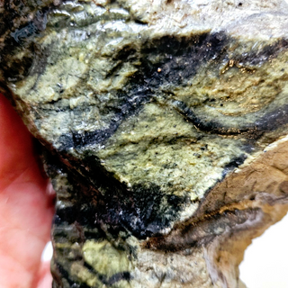 Amazing Serpentine/Verdite Specimen – Deep Green – 761g Natural GemStone G1