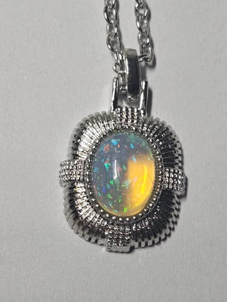 Solid Opal Pendant Royal Australian Genuine Gems Silver RRP$160