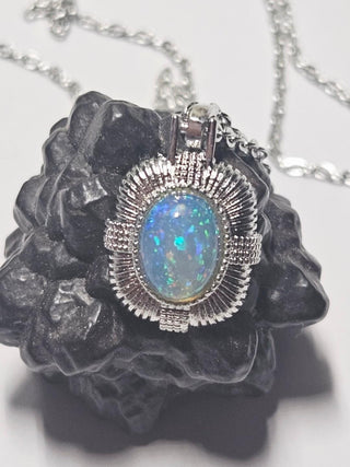 Solid Opal Pendant Royal Australian Genuine Gems Silver RRP$160