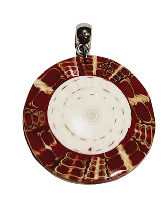 Hand Made Red Resin Shell Pendant Necklace Jewellery Jewelry Collectable