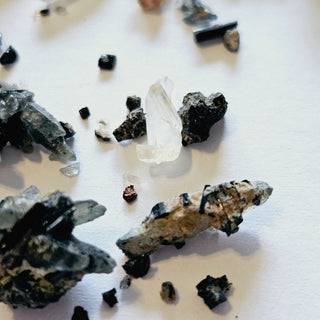 Tourmalinated Quartz Bundle Natural Tourmaline Genuine Gems Gemstone H1