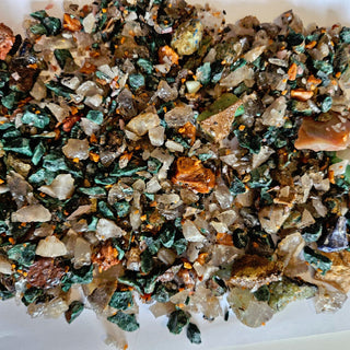 665gms Gemstone Chips Malachite Azurite Chrysoprase Agate Quartz Genuine Gems G2