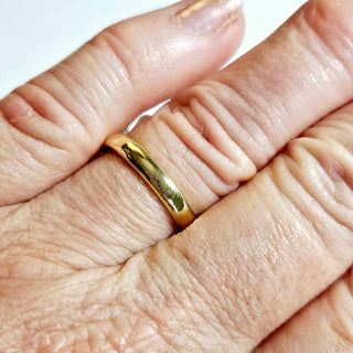 Loves Me Daisy Pull Petal Artisan Enamel Ring Adjustable Size Jewellery Jewelry