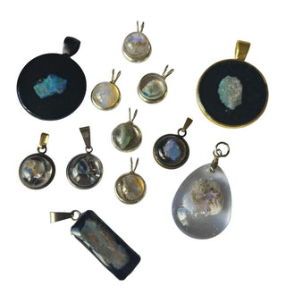 Opal & Resin Pendant Australian Genuine Natural Jewellery RRP $90 Raw opal