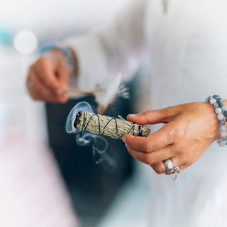 White Sage Smudge Stick Cleansing Healing Smudging Ritual Salvia Apiana 10cm