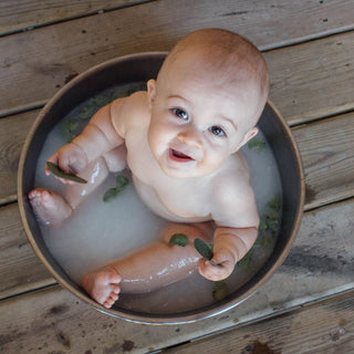 Cleopatra Milk Bath Powder – A Luxurious Skin Softening Bathing Ritual