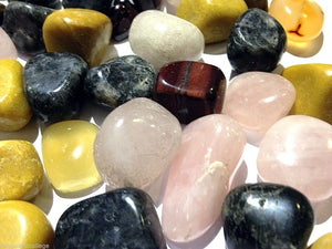 Tumbled Gemstones: Labradorite, Jasper, Rose Quartz RRP $70 250gm Assorted