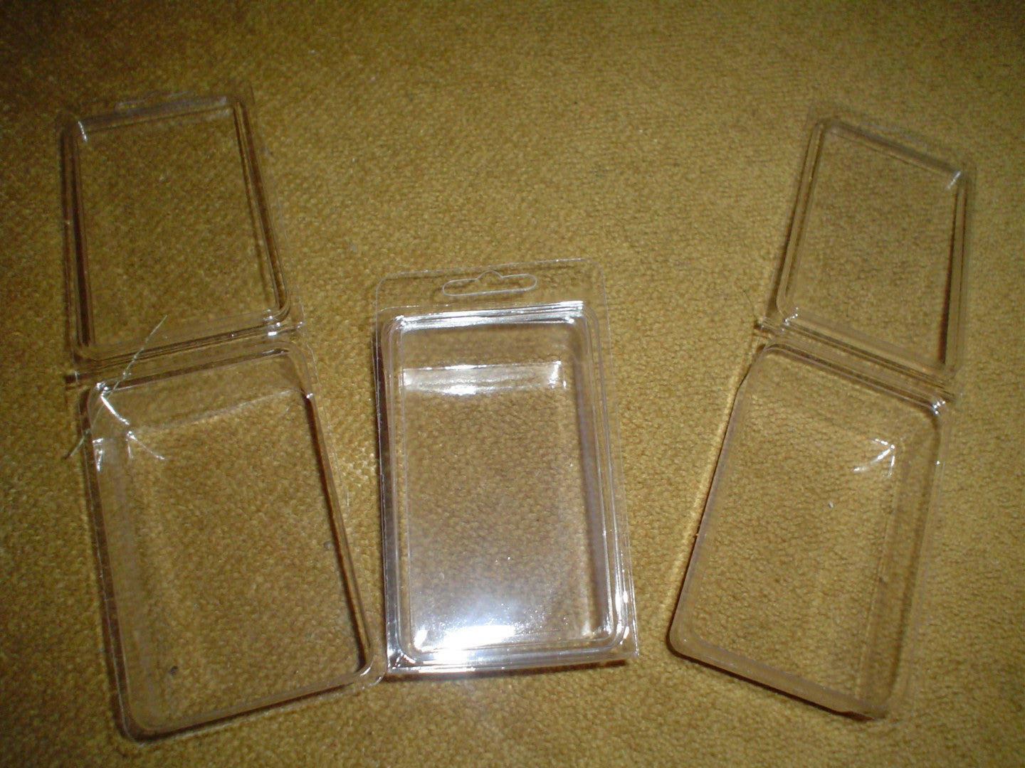 Rectangle Single Cavity Clear Self Closing Clam Shell Box